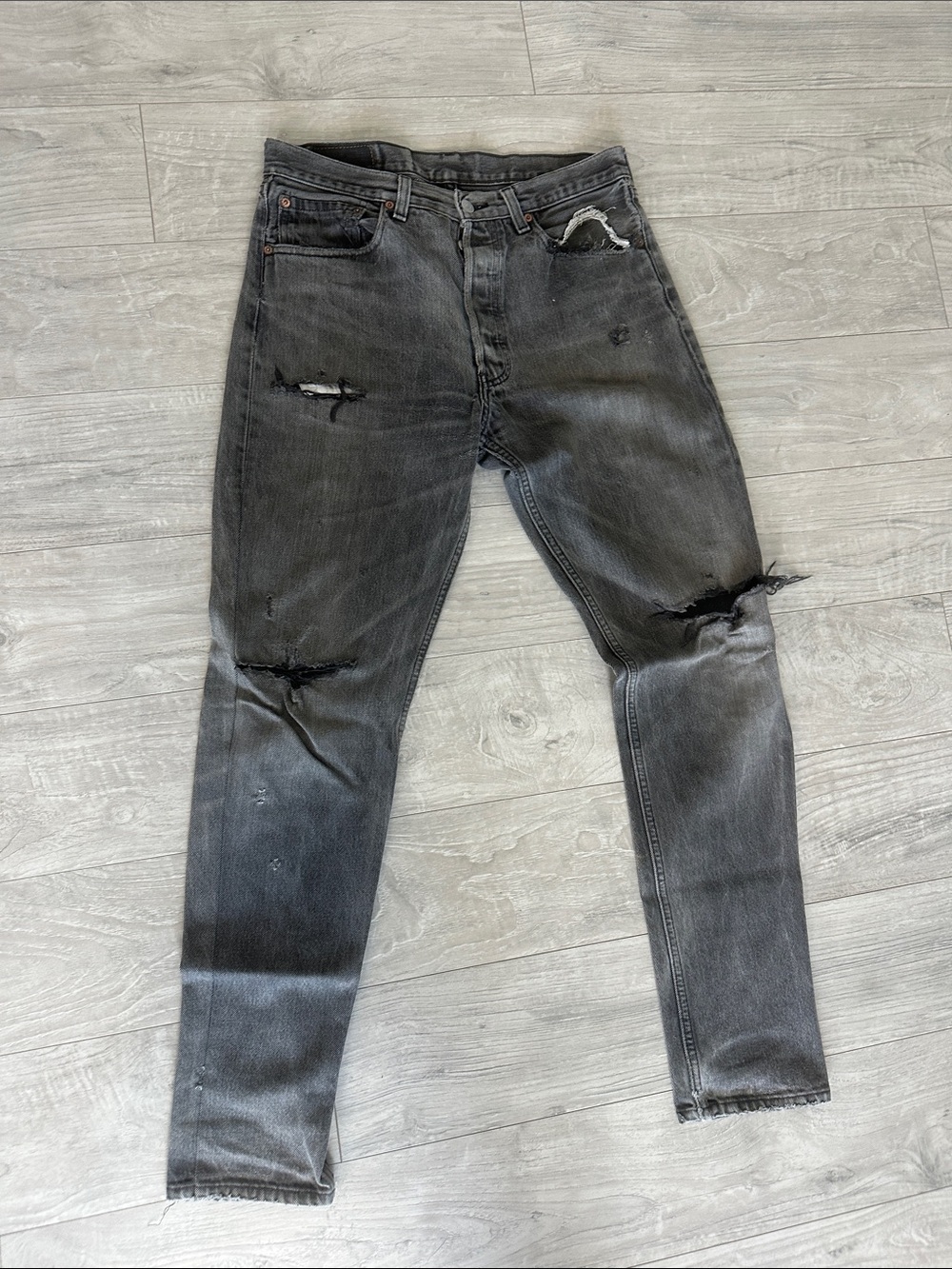 Levi’s vintage 501 Unsound rags 32x32